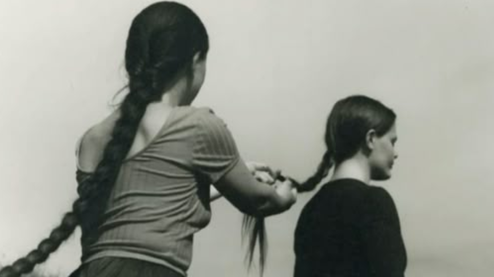 What is Champi? The Ancient Indian Head Massage for Mind, Body & Soul