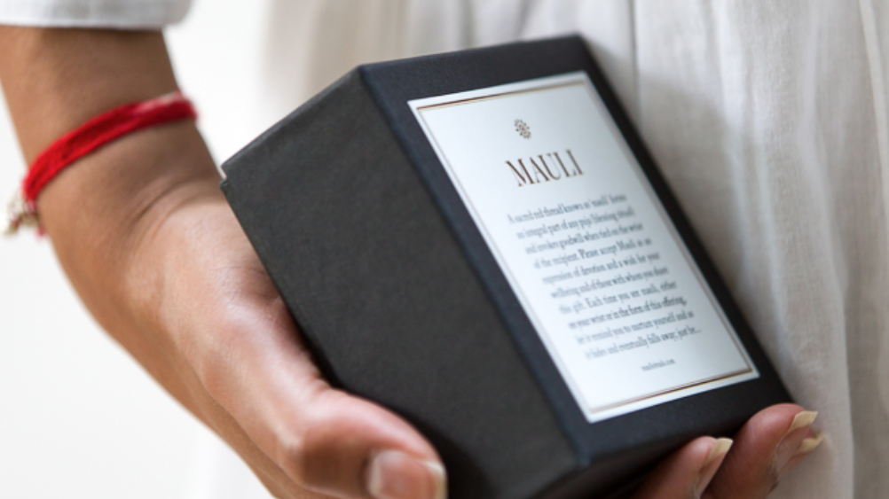 4 Ways To Embrace Conscious Gift Giving This Christmas