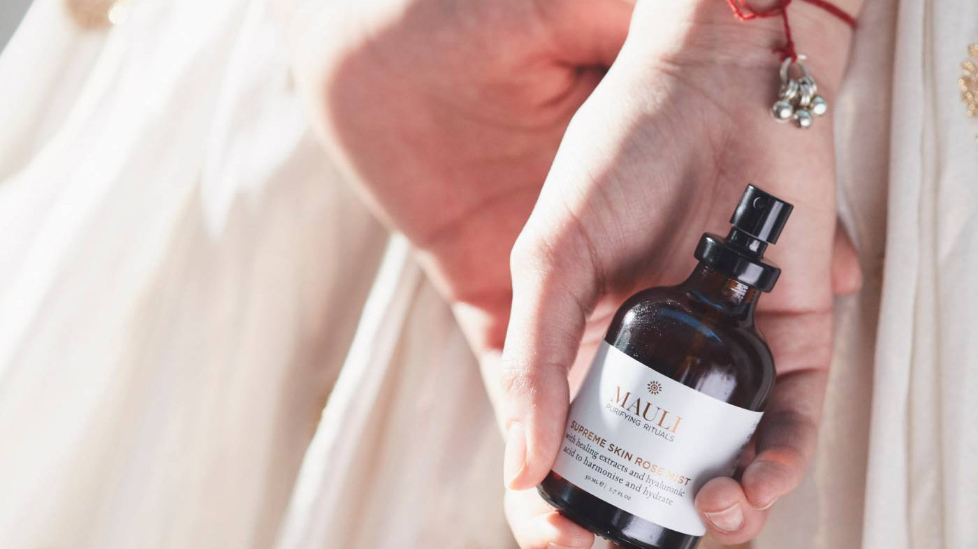 Rose mist with hyaluronic acid