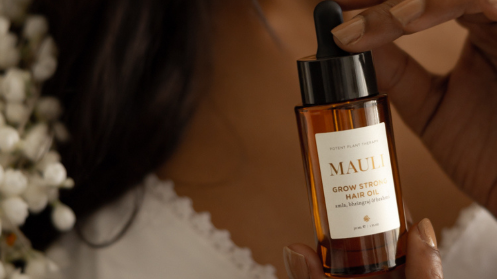 A 5 Star Hair Oil For Strong, Shiny And Healthy-Looking Hair, Of All Hair Types
