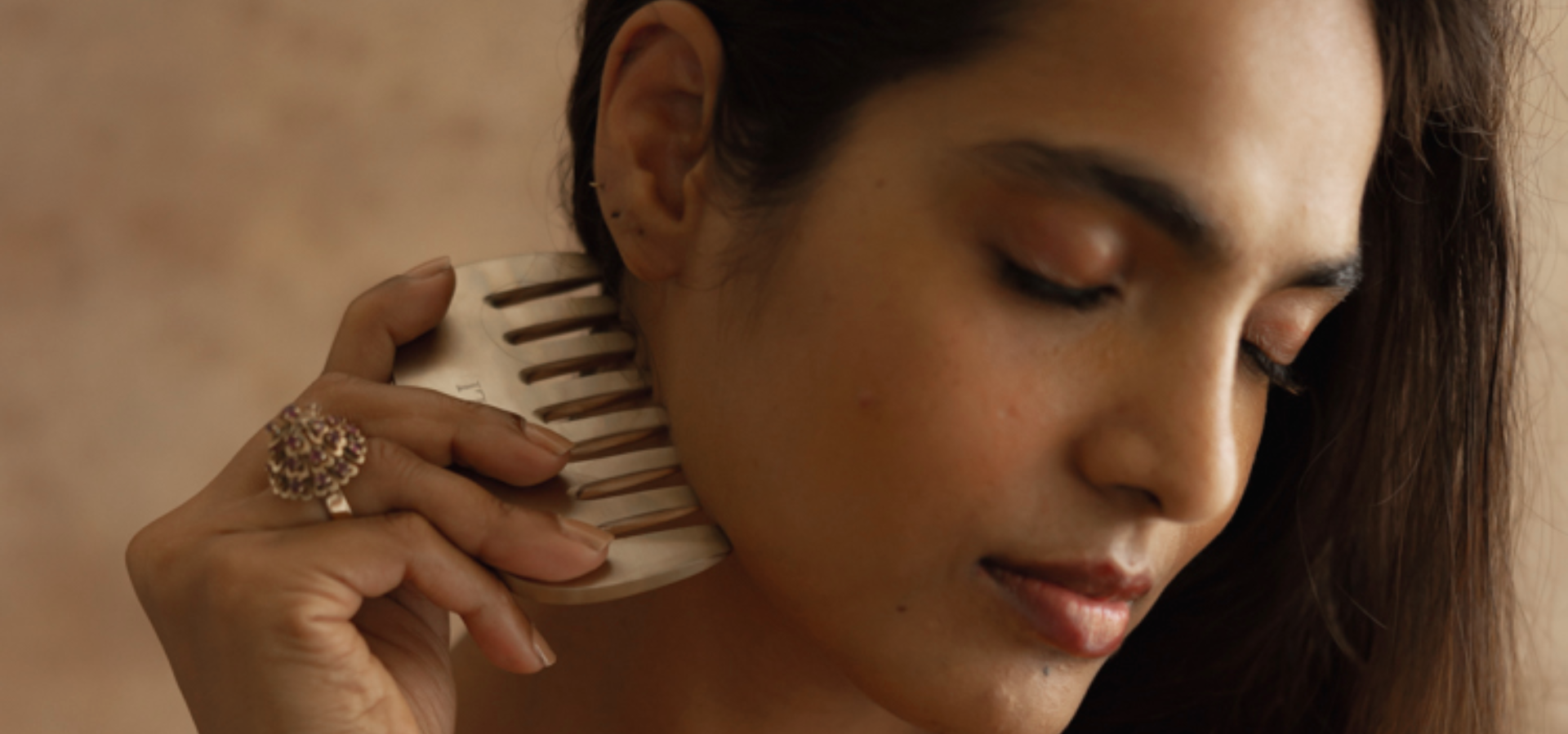 How to Do a Champi Head Massage at Home (Step-by-Step Guide)