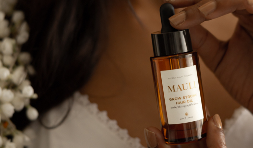 A 5 Star Hair Oil For Strong, Shiny And Healthy-Looking Hair, Of All Hair Types