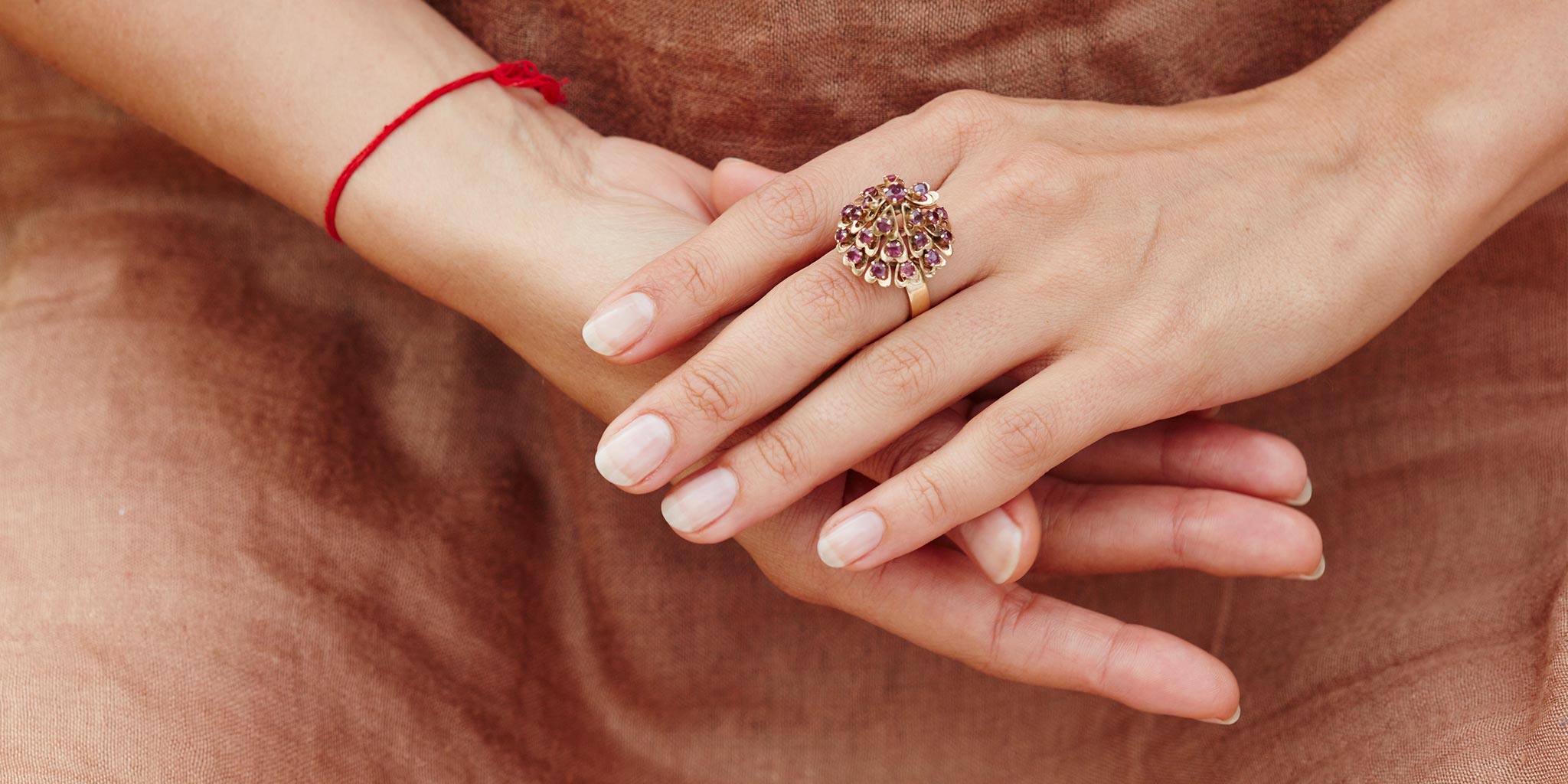 sacred club – Mauli Rituals